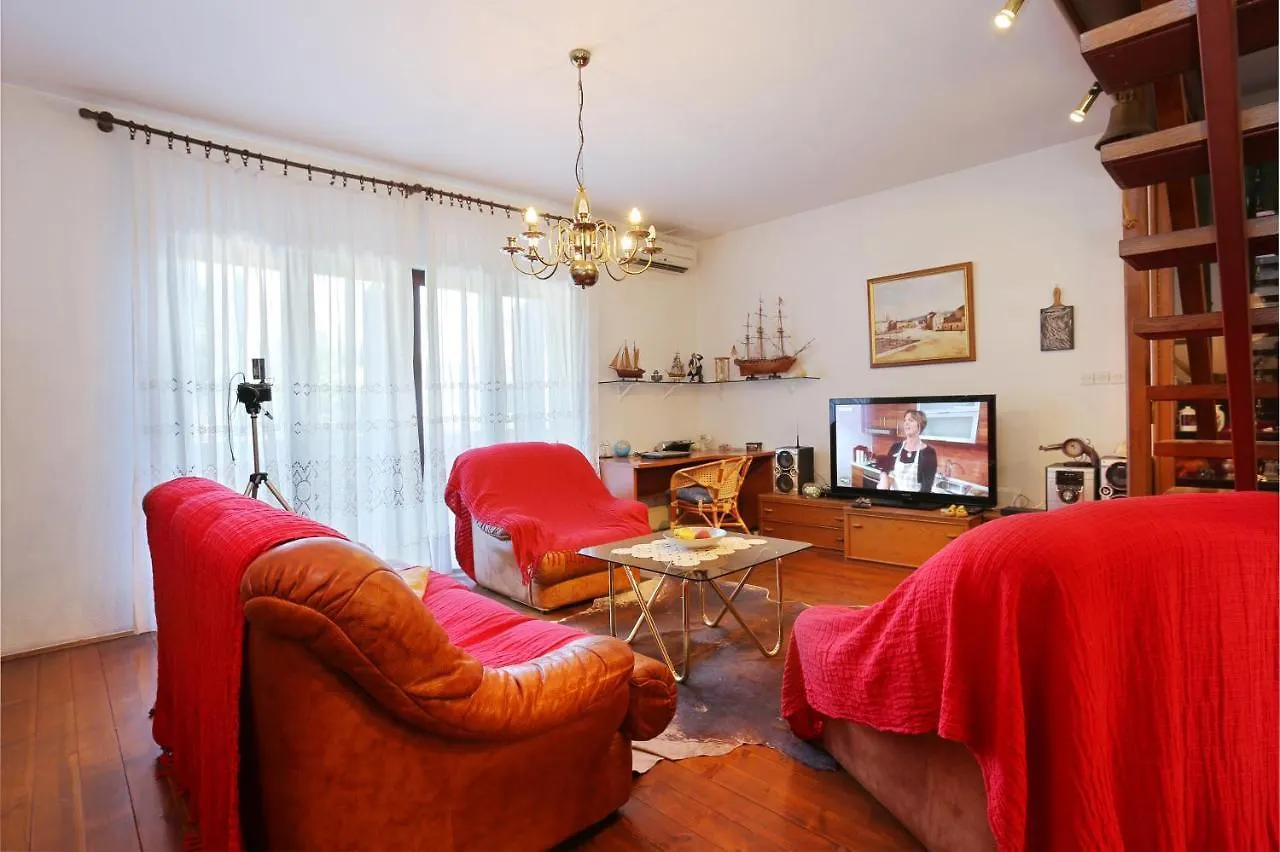 Apartments With Wifi Split - 18336 Croatia