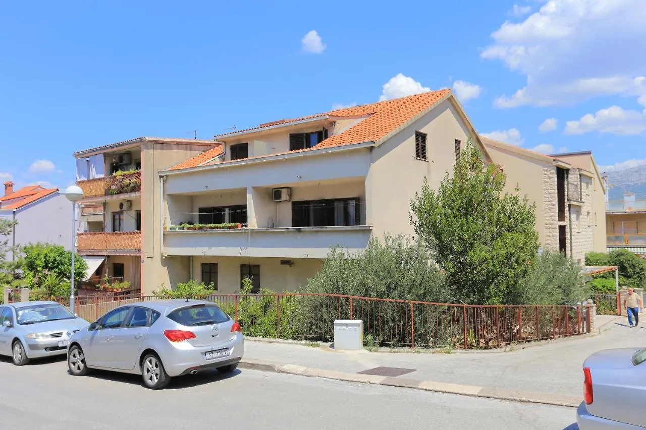 Apartments With Wifi Split - 18336