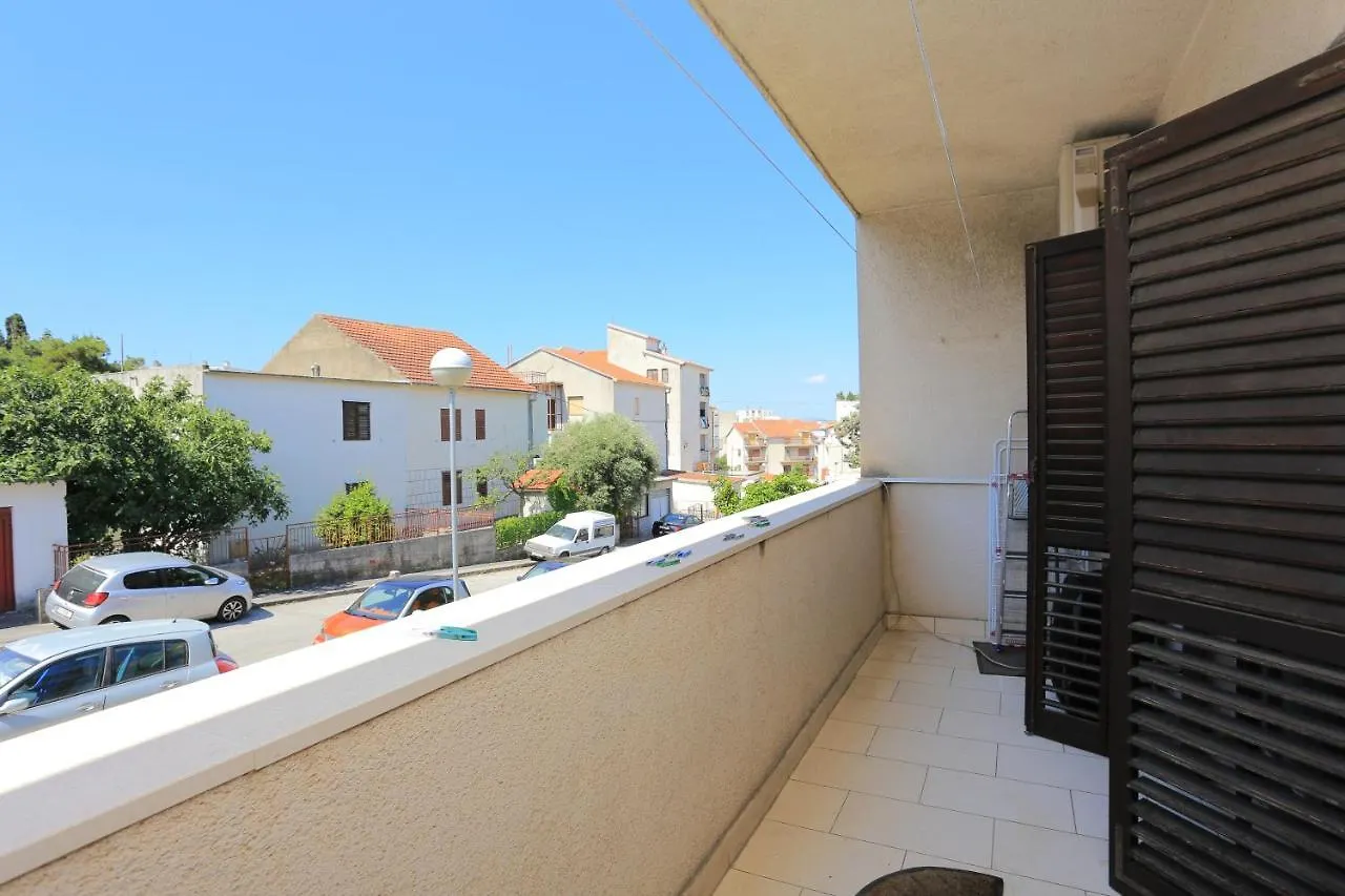 Apartments With Wifi Split - 18336